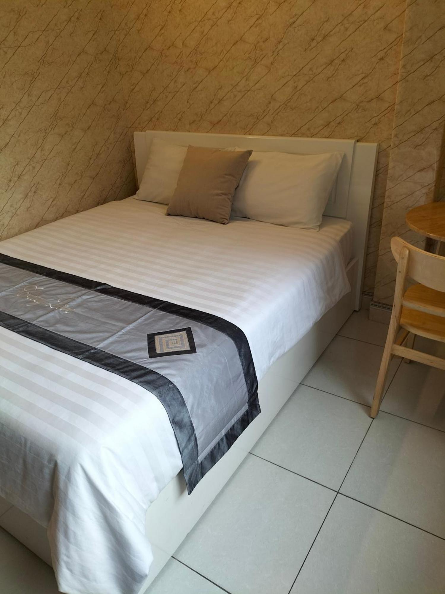 Roma Hotel Noi Bai Airport ハノイ市 エクステリア 写真