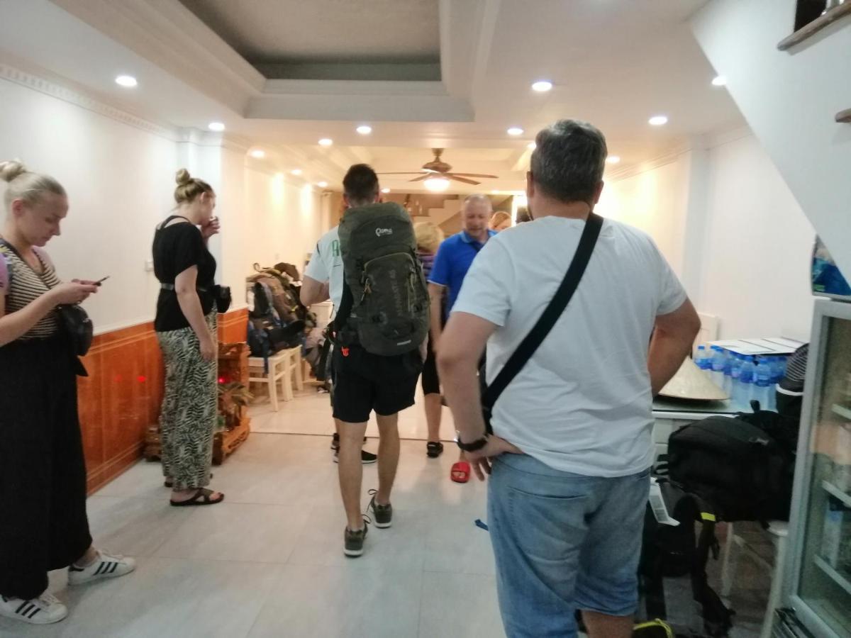 Roma Hotel Noi Bai Airport ハノイ市 エクステリア 写真